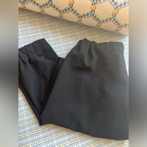 Babaton XS Black Joggers Elastic Waist and Ankles- Dressier Material - Picture 1 of 7